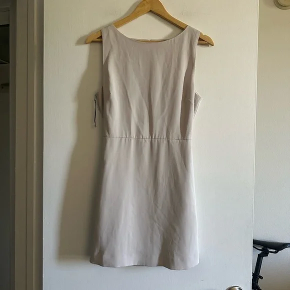NWOT Aritzia Babaton Off White Ivory Spectre Dress size 6 - Picture 9 of 13